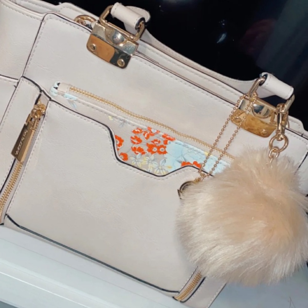 women’s hand held purse
